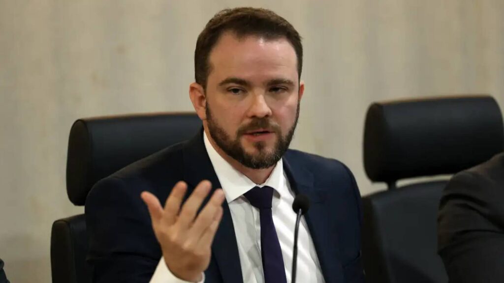 nova-versao-do-desenrola-sera-lancada-apos-viagem-de-lula-ainda-estamos-terminando-de-desenhar-o-programa-disse-durigan-foto-antonio-cruz-agencia-brasil-tvt-news