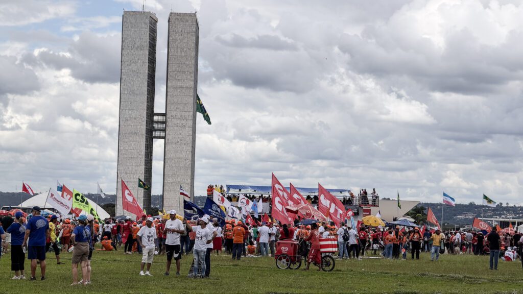 fim-da-escala-6x1-marcha-da-classe-trabalhadora-trabalho-trabalhadores-pautas-trabalhadores-jornada-de-trabalho-sem-reducao-salarial-centrais-sindicais-brasilia-fotos-ricardo-weber-tvt-news