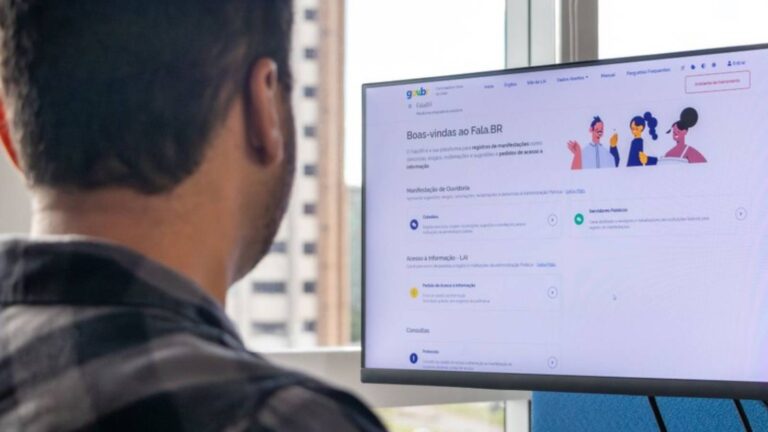 Fala.BR ganha novo formato e passa a usar IA para simplificar atendimento Mudanças vão facilitar o acesso dos cidadãos à ferramenta ao reduzir erros. Foto: Kenzo Suzuki/CGU TVT News