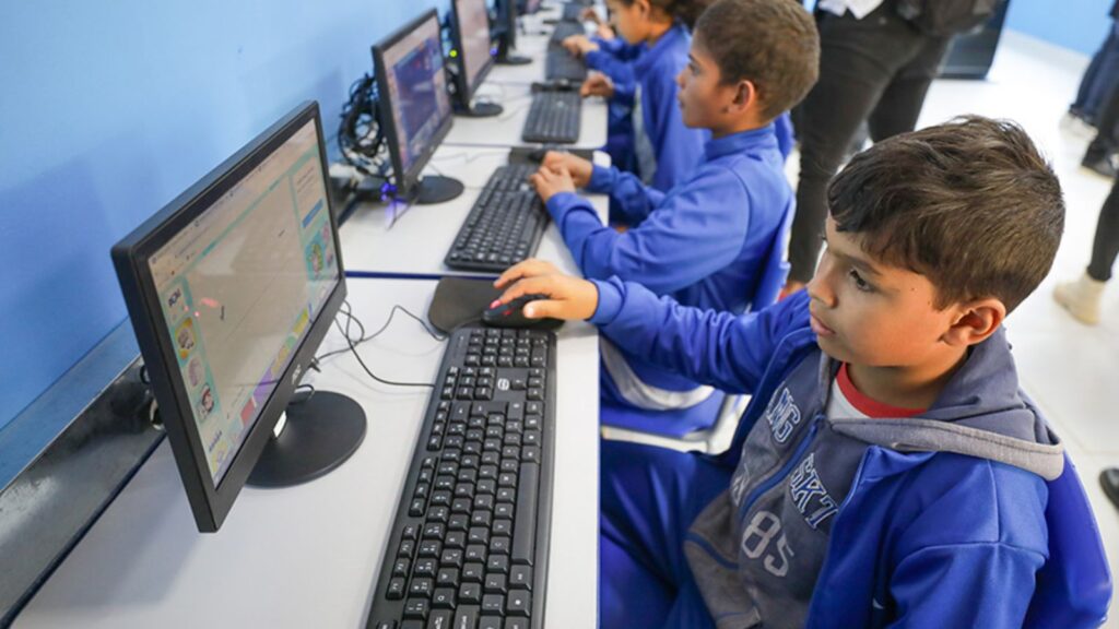 MEC-lanca-orientacoes-sobre-IA-na-educacao-basica-agencia-brasilia-tvt-news