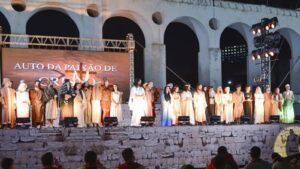 auto-da-paixao-de-cristo-nos-arcos-da-lapa-chega-a-48a-edicao-encenacao-percorre-momentos-marcantes-da-trajetoria-de-jesus-cristo-foto-arquiodicese-do-rio-de-janeiro-divulgacao-tvt-news