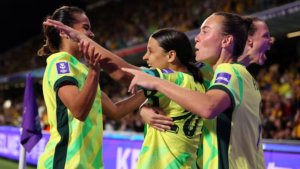 copa-do-mundo-feminina-quais-paises-estao-classificados-para-2027-sam-kerr-comemora-um-gol-pela-australia-contra-a-coreia-do-norte-na-copa-da-asia-feminina-foto-divulgacao-fifa-tvt-news