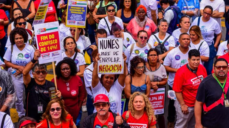 durante-paralisacao,-servidores-reivindicam-que-prefeito-ricardo-nunes-destrave-negociacao-da-campanha-salarial.-/-foto--elineudo-meira-(chokito)---sindsep-/-tvt-news
