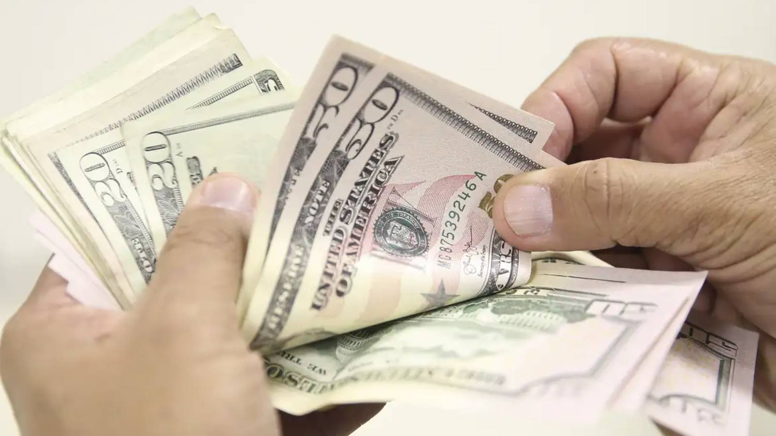 oxfam-estima-em-us-3-55-tri-riqueza-escondida-em-paraisos-fiscais-0-1-mais-rico-detem-aproximadamente-80-de-toda-a-riqueza-offshore-nao-tributada-foto-marcello-casal-jr-agencia-brasil-tvt-news-cotacao-do-dolar