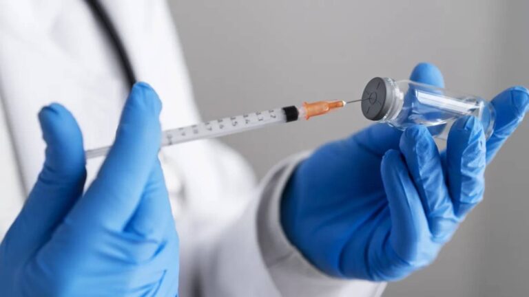 imunoterapia-passa-a-integrar-protocolos-do-sus-para-tratamento-do-cancer-imunoterapia-estimula-o-sistema-de-defesa-do-corpo-a-reconhecer-e-atacar-celulas-cancerigenas-foto-freepik-tvt-news