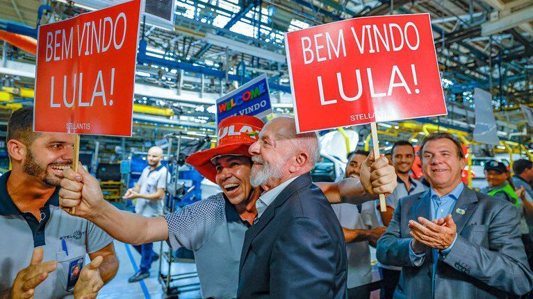 lula-envia-ao-congresso-o-projeto-de-lei-para-acabar-com-a-escala-6x1-tvt-news