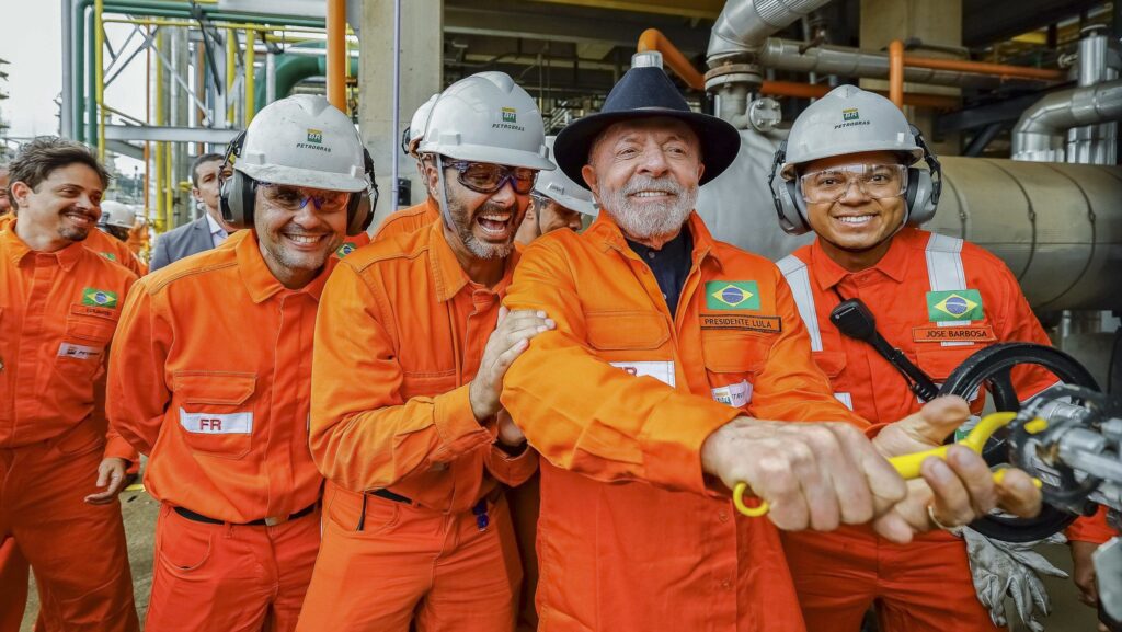 petrobras-faz-nova-descoberta-no-pre-sal-da-bacia-de-campos-tvt-news