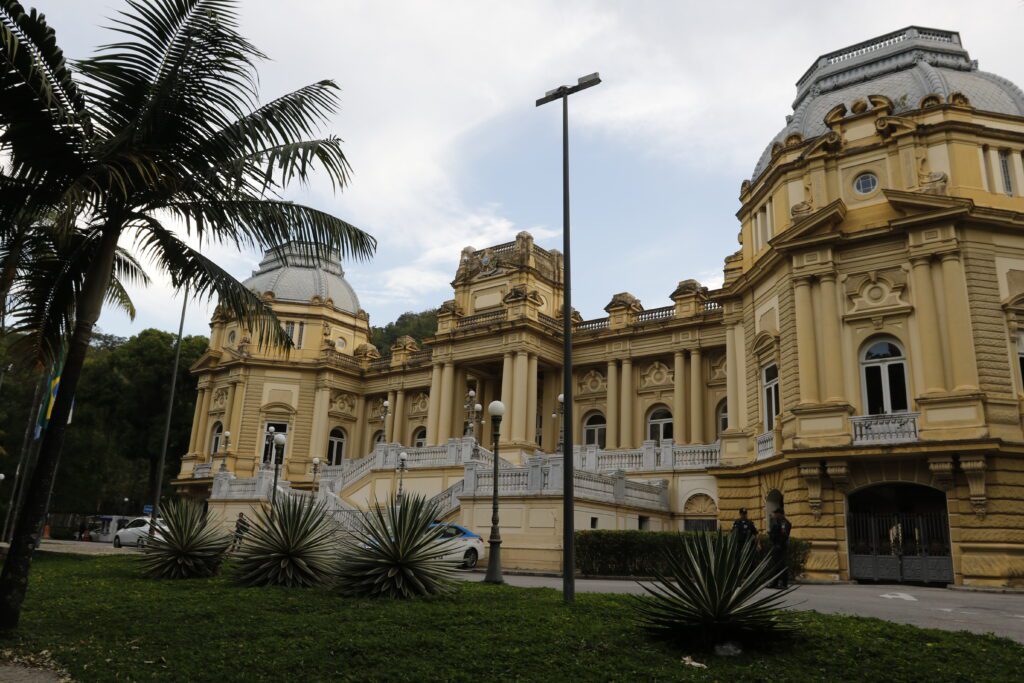 o-palacio-guanabara-em-laranjeiras-sede-do-governo-do-estado-do-rio-de-janeiro-foto-agencia-brasil-tvt-news