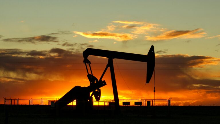 preco-petroleo-em-alta-confira-a-cotacao-do-barril-de-petroleo-tvt-news