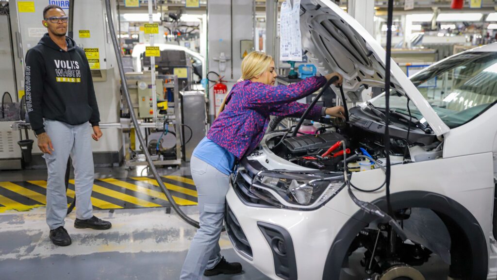 mulheres-ganham-21,3%-a-menos-que-homens-no-setor-privado,-aponta-relatorio-tvt-news