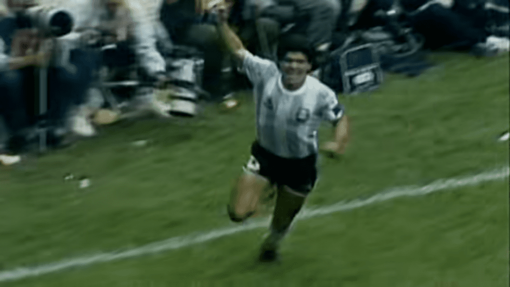 Faltam 15 dias para a Copa: clipe da música oficial de Shakira têm estrelas do futebol mundial 30 faltam-15-dias-para-a-copa-clipe-da-musica-oficial-de-shakira-tem-estrelas-do-futebol-mundial--maradona-tambem-aparece-com-a-camisa-da-selecao-argentina-no-clipe-da-musica-oficial-da-copa--reproducao--tvt-news