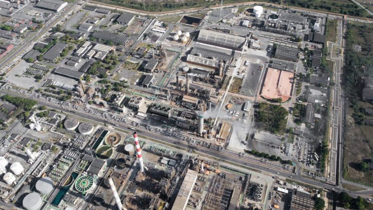 Fabrica-de-fertilizantes-volta-a-funcionar-na-Bahia-apos-investimento-de-R-100-milhoes-divulgacao-petrobras-tvt-news