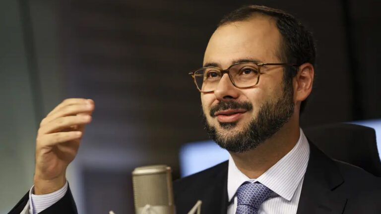 TVTNews 8 Fim-da-escala-6x1-pode-impulsionar-economia-e-consumo-diz-ministro-da-Microempresa-marcelo-camargo-agencia-brasil-tvt-news