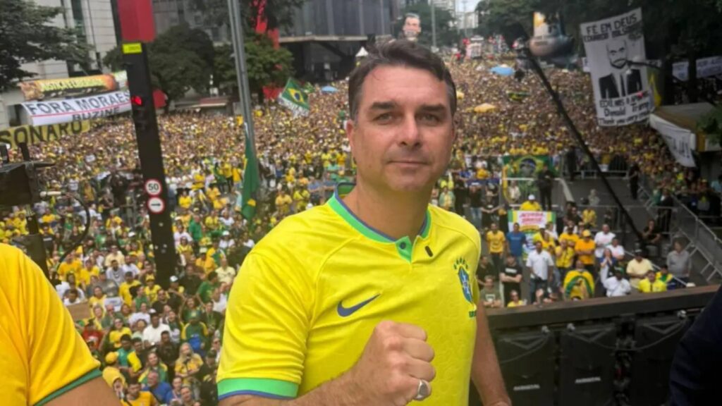 direita-bate-boca-depois-de-audios-de-flavio-e-vorcaro-se-for-verdade-acabou-disse-blogueiro-bolsonarista-foto-reproducao-tvt-news