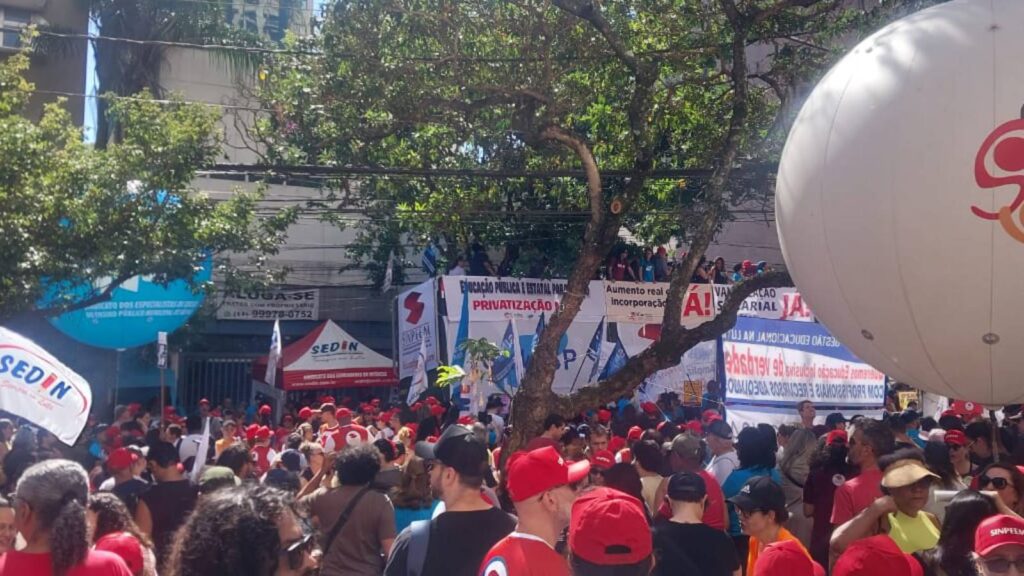 servidores-fazem-greve-contra-ataques-de-nunes-a-educacao-de-sp-pressa-da-base-governista-aumentou-a-indignacao-entre-profissionais-da-educacao-foto-csp-conlutas-divulgacao-tvt-news