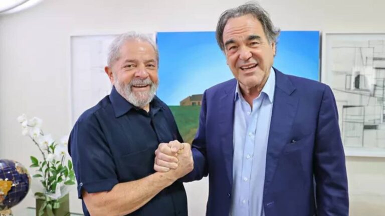 oliver-stone-nega-dinheiro-de-vorcaro-em-filme-de-lula-diretores-e-produtores-do-filme-afirmam-que-vao-tomar-medidas-judiciais-contra-acusacao-falsa-foto-ricardo-stuckert-pr-tvt-news