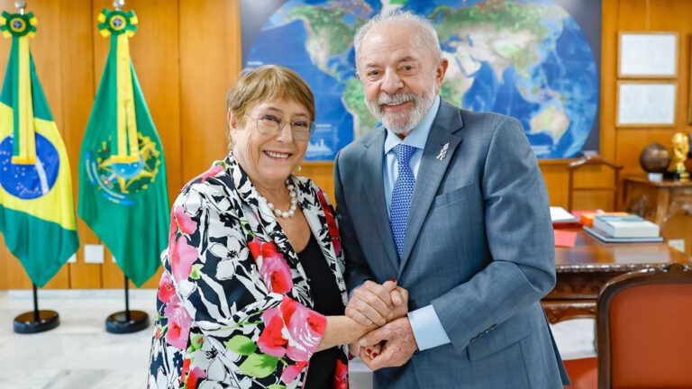 Lula-recebe-Michelle-Bachelet-e-reafirma-apoio-para-ela-chefiar-ONU-wallison-breno-pr-tvt-news