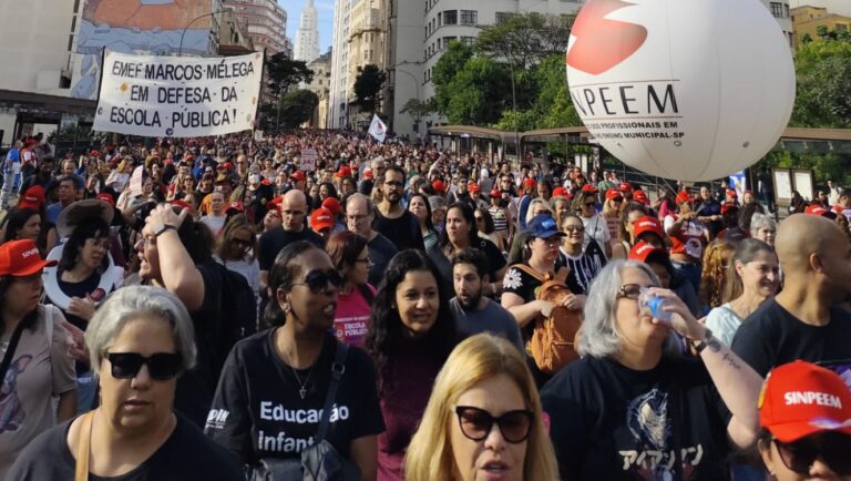 em-greve-ha-21-dias-o-que-os-professores-da-cidade-de-sp-querem- -tvt-news