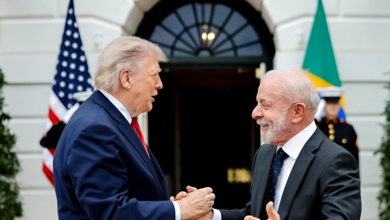 lula-e-trump-se-encontram-na-casa-branca-tvt-news