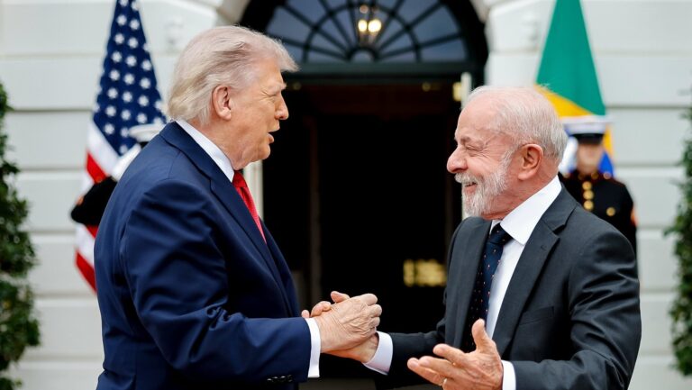 lula-e-trump-se-encontram-na-casa-branca-tvt-news