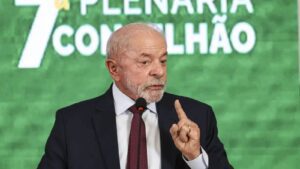Da Redação 19 governo-estuda-devolucao-de-celular-roubado-nos-correios-diz-lula-nos-temos-o-cadastro-o-endereco-e-o-chassi-de-2-5-milhoes-de-celulares-roubados-alertou-foto-marcelo-camargo-agencia-brasil-tvt-news