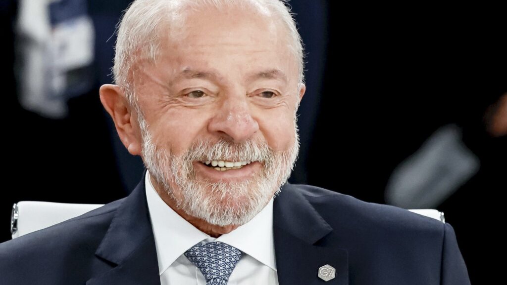 Lula diz que "Trump não deve se meter nas eleições do Brasil" 3 acompanhe-a-coletiva-de-lula-sobre-a-reuniao-de-g7-lula-diz-que-trump-nao-deve-se-meter-nas-eleicoes-do-brasil-tvt-news