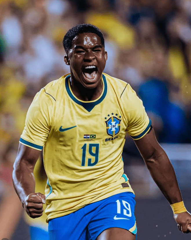 copa-do-mundo-hoje-agenda-de-jogos-desta-sexta-19-veja-horarios-onde-assistir-e-escalacoes-apelidado-de-pele-ndrick-pela-torcida-o-atacante-e-uma-das-grandes-expectativas-da-partida-de-hoje-foto-reprducao-redes-sociais-tvt-news