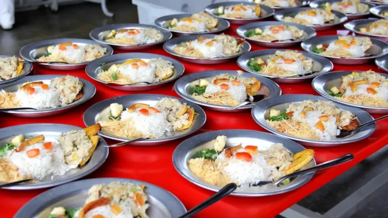 escolas-de-sp-abrem-inscricoes-para-alimentacao-durante-as-ferias-escolas-estaduais-de-sp-vao-servir-refeicoes-durante-as-ferias-c-seduc-am-tvt-news