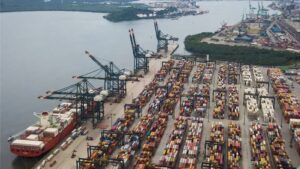 Da Redação 15 fmi-destaca-resiliencia-da-economia-brasileira-e-projeta-pib-de-2-5-indicadores-apontam-para-uma-recuperacao-economica-no-inicio-de-2026-foto-porto-de-santos-divulgacao-tvt-news