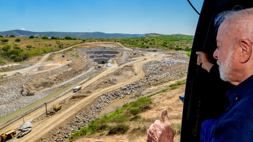 presidente-lula-durante-abertura-da-barragem-do-emboque-do-tunel-major-sales-foto-ricardo-stuckert-pr