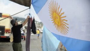 quase-metade-dos-jovens-argentinos-vive-em-vulnerabilidade-social-alem-do-desemprego-depressao-e-uso-de-alcool-e-outras-drogas-estao-entre-os-fatores-que-prejudicam-a-juventude-do-pais-vizinho-foto-tania-rego-agencia-brasil-tvt-news