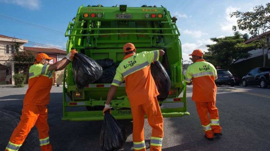 garis-suspendem-coleta-de-lixo-em-bairro-de-sp-apos-morte-de-colega-segundo-a-concessionaria-servicos-serao-retomados-gradualmente-e-normalizados-ate-quarta-foto-divulgacao-loga-tvt-news