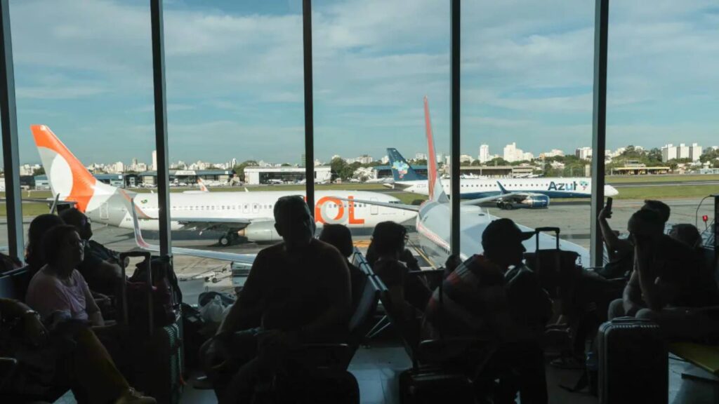 sociedade-se-mobiliza-contra-flexibilizacao-de-horarios-em-congonhas-companhias-querem-ampliar-horario-de-funcionamento-do-aeroporto-foto-paulo-pinto-agencia-brasil-tvt-news