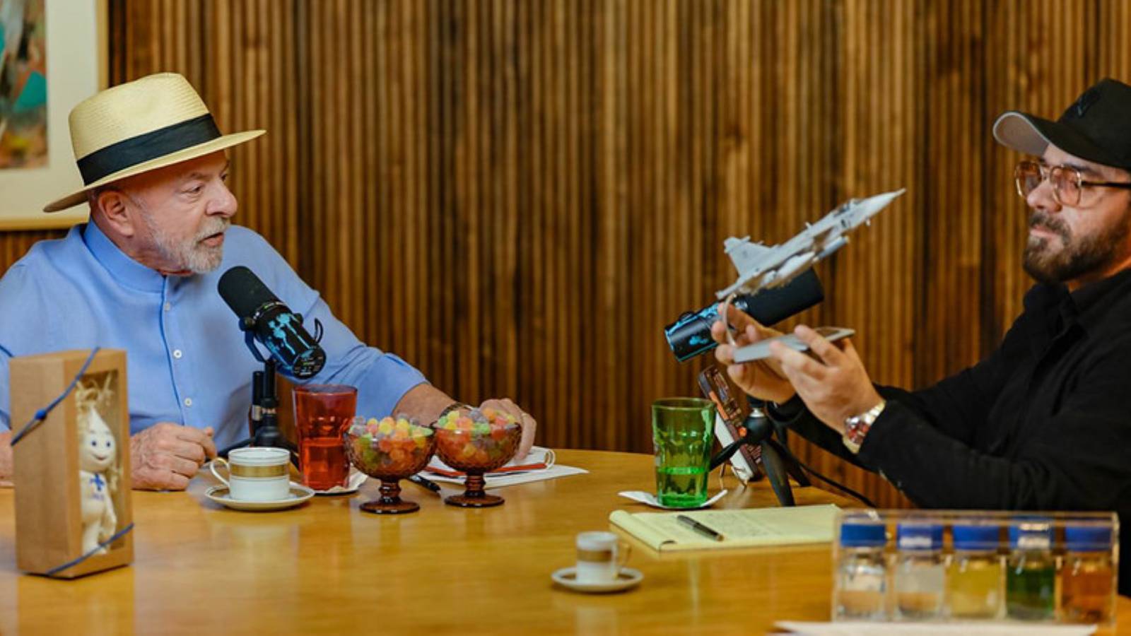 Lula defende soberania, educação e reindustrialização em podcast e critica mercado financeiro