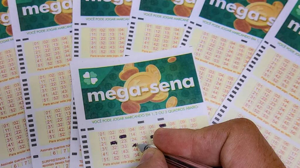 mega-sena-deixa-de-ter-sorteios-aos-sabados-caixa-transfere-para-domingo-apostadores-poderao-registrar-apostas-simples-para-os-concursos-de-domingo-ate-as-22h-de-sabado-foto-arquivo-agencia-brasil-tvt-news