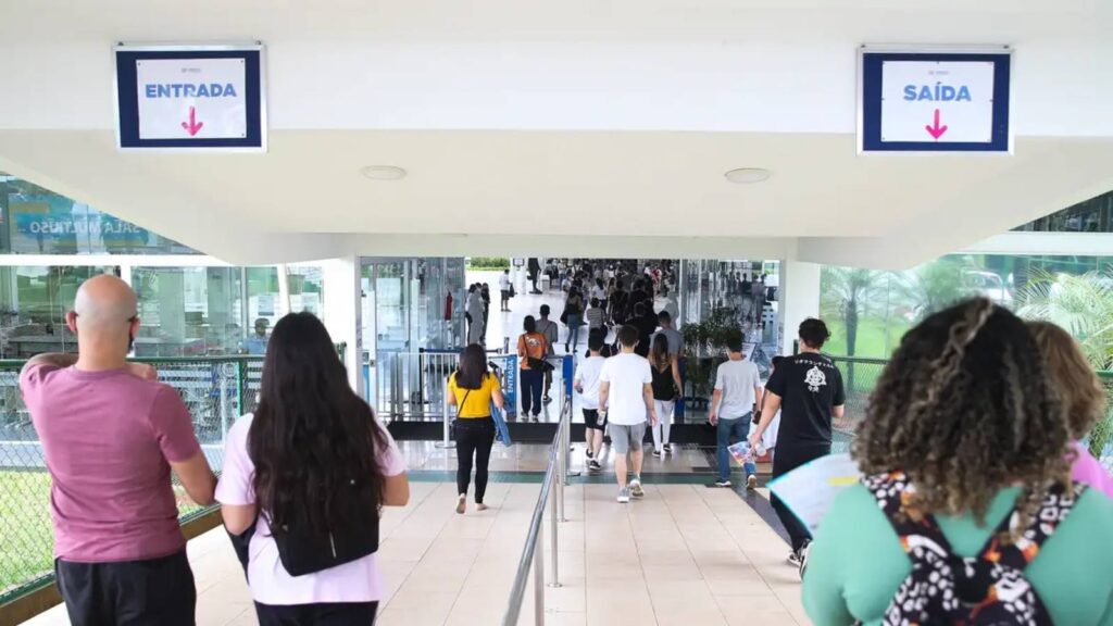 prouni-2026-inscricao-gratuita-para-o-2o-semestre-termina-nesta-sexta-inscritos-devem-atender-aos-criterios-de-renda-exigidos-para-a-obtencao-da-bolsa-foto-valter-campanato-agencia-brasil-tvt-news