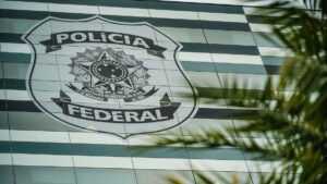 Da Redação 10 governo-sanciona-lei-amplia-recursos-do-funapol-fundo-da-policia-federal-e-autoriza-auxilio-saude-a-servidores-foto-rafa-neddermeyer-agencia-brasil