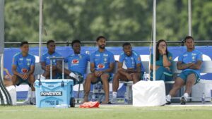 debaixo-de-muito-calor-brasil-segue-preparacao-para-encarar-noruega-ate-sabado-ancelotti-tera-que-definir-o-substituto-de-lucas-paqueta-na-formacao-titular-foto-divulgacao-cbf-tvt-news