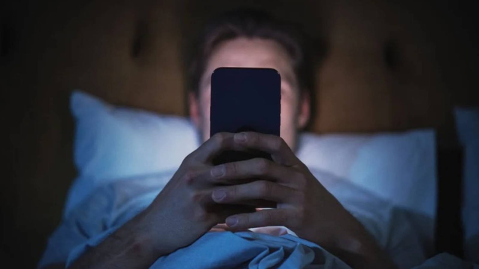 campanha-orienta-sobre-riscos-das-apostas-online-e-oferece-atendimento-no-sus-uso-problematico-das-bets-pode-levar-a-gastar-mais-do-que-o-planejado-foto-divulgacao-tvt-news