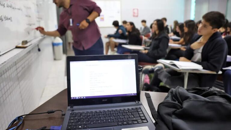 TVTNews 10 estudantes-pre-selecionados-devem-complementar-as-informacoes-da-inscricao-ate-4-de-agosto-no-fies-selecao-foto-jose-cruz-agencia-brasil