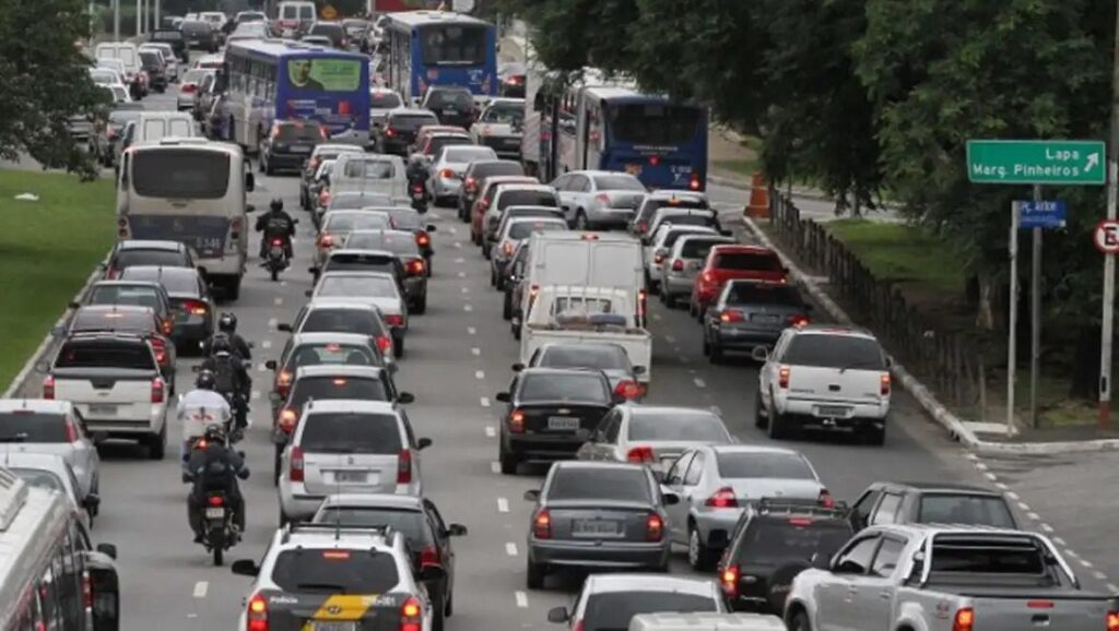 aplicativo-cnh-do-governo-federal-passa-a-permitir-que-motoristas-consultem-registros-de-passagem-por-pedagios-free-flow-e-encontrem-informacoes-sobre-as-cobrancas-foto-arquivo-agencia-brasil
