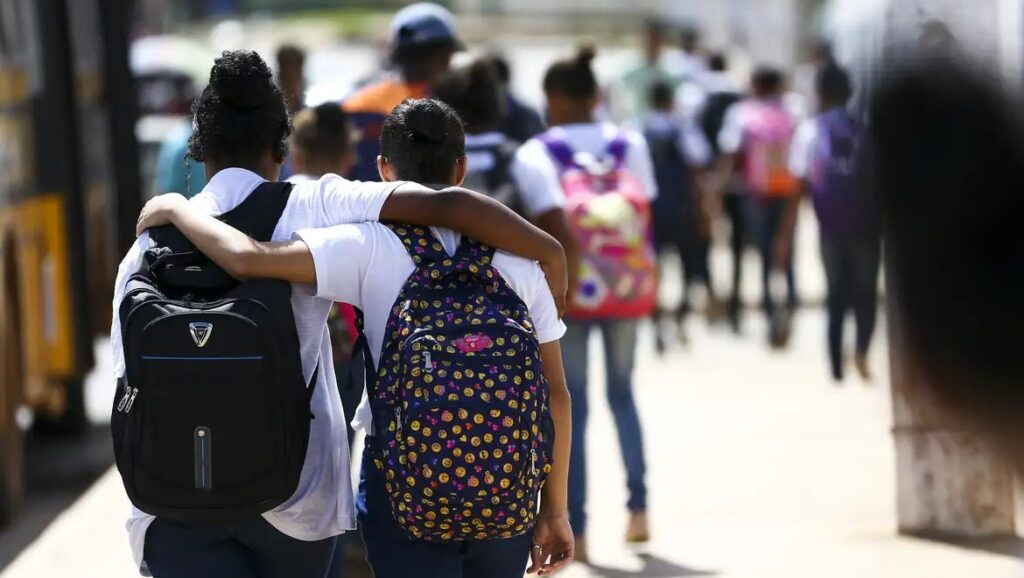 medidas-atualizam-eca-endurecem-penas-tornando-hediondos-os-crimes-de-maior-gravidade-contra-criancas-adolescentes-abusadores-tambem-ficam-obrigados-a-ressarcir-o-tratamento-psicologico-e-psicossocial-da-vitima-foto-marcelo-camargo-agencia-brasil