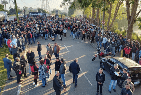 Braskem: crise financeira, recuperação extrajudicial e os impactos sobre trabalhadores e setor petroquímico 1 Trabalhadores-da-Braskem,-polo-Capuava,-realizam-mobilização-por-reajuste-salarial-em-2023.-Foto:-Sindicato-dos-Químicos-do-ABC-TVT-News