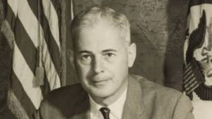 ufrj-revoga-titulo-honoris-causa-de-embaixador-americano-gordon-teria-participado-do-planejamento-do-golpe-de-1964-foto-reproducao-tvt-news