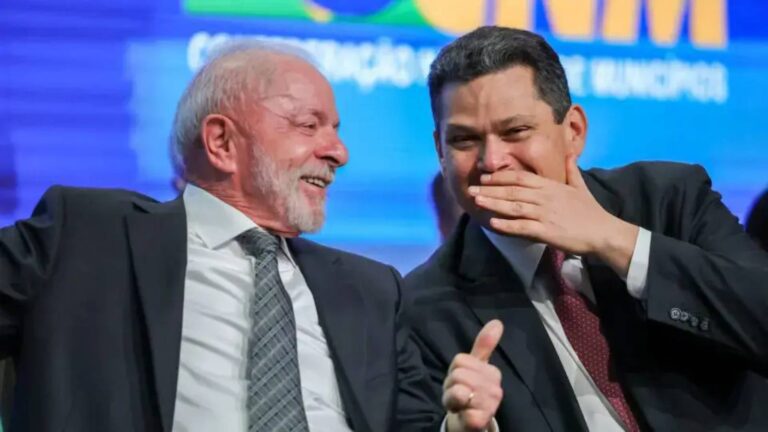 lula-se-reune-com-alculumbre-liga-para-motta-e-destrava-pauta-eleitoral-movimentacao-ocorre-em-cenario-de-calendario-reduzido-por-conta-das-eleicoes-foto-fabio-rodrigues-bozzebom-agencia-senado-tvt-news