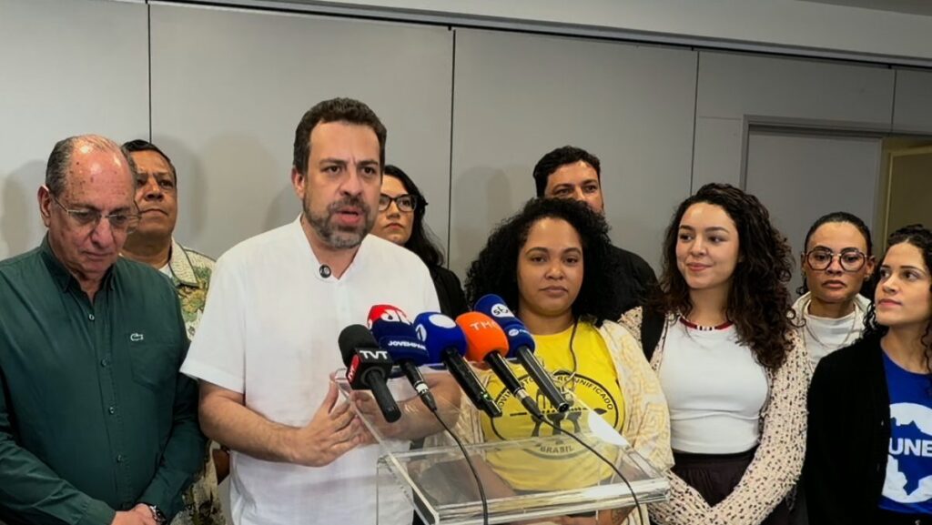 boulos-discute-fim-da-escala-6x1-com-centrais-sindicais-e-afirma-ninguem-tem-o-direito-de-engavetar-o-direito-de-descanso-do-trabalhador-brasileiro-foto-reproducao-tvt
