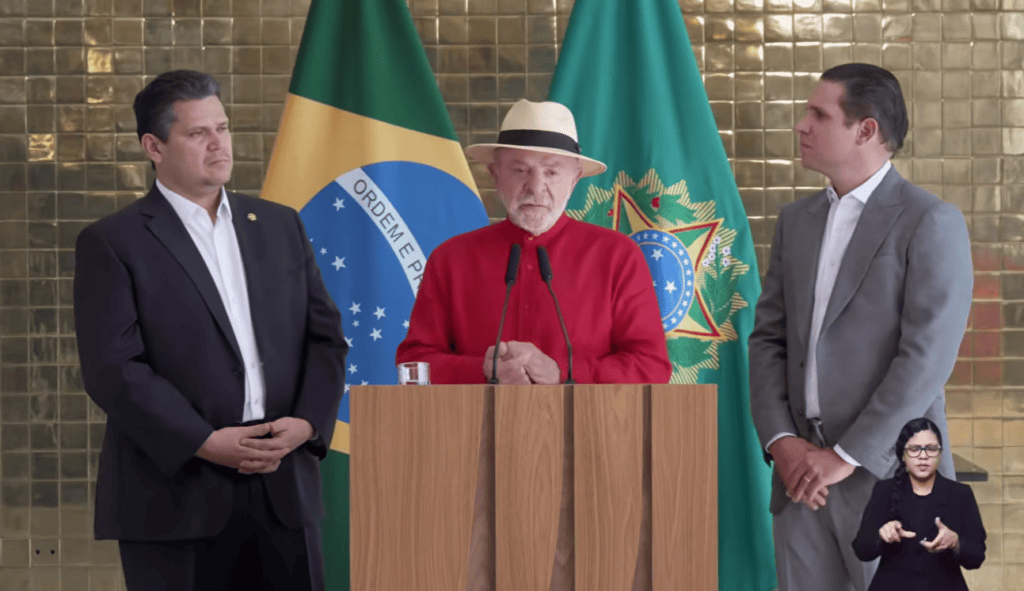 Lula, Alcolumbre e Motta anunciam a votação de temas no esforço concentrado 1 lua-motta-alcolumbre