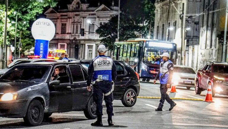 nova-regulamentacao-conselho-transito-da-lei-seca-estabelece-criterios-para-triagem-reteste-e-fiscalizacao-de-alcool-e-outras-substancias-psicoativas-foto-magno-segllia-divulgacao