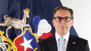 ministro-do-chile-fernando-barros-afirma-que-pais-nao-aceita-ser-tratado-como-area-de-influencia-em-debate-sobre-seguranca-e-cooperacao-militar-na-america-latina-foto-divulgacao