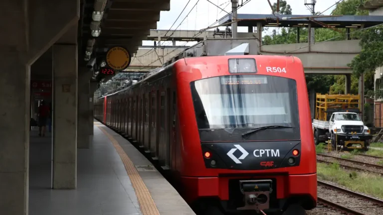 linhas-de-trem-cptm-em-sp-greve-greve-greve-dos-ferroviarios-transporte-metropolitano-de-sao-paulo-funcionamento-dos-trens-pela-companhia-paulista-de-trens-metropolitanos-cptm-tvt-news